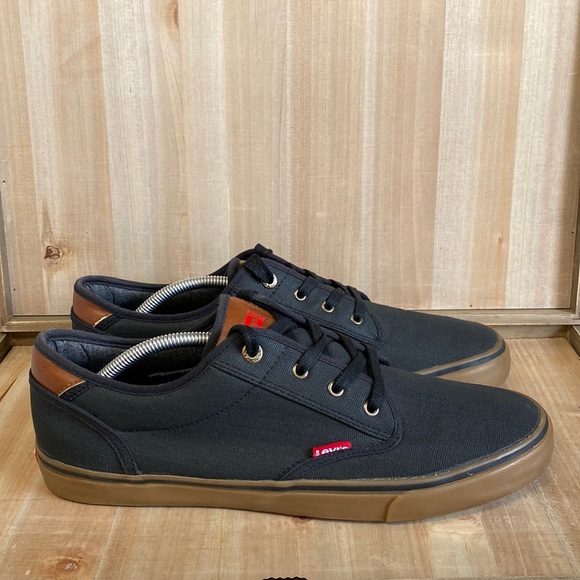 Levi's Other - Levi’s Textile Upper Sneakers